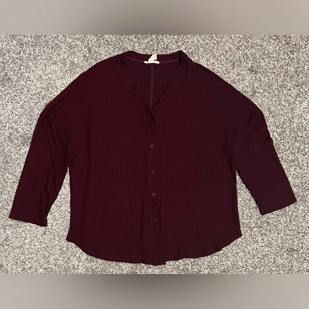 Indigo Thread Burgundy Long Sleeve Button Down Cardigan Sweater! Size 1X.